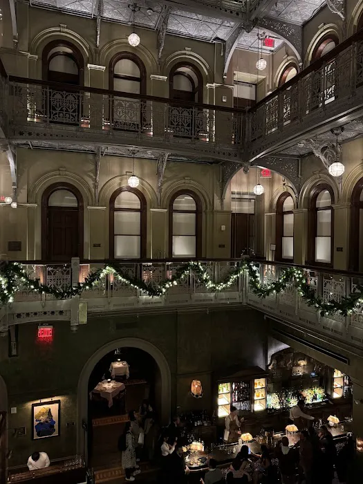 Bar Room at the Beekman Picture 9