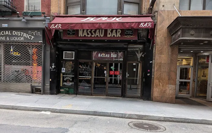 Nassau Bar Picture 7
