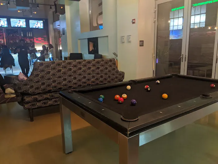W XYZ Bar and Lounge at Aloft Manhattan Downtown Picture 1