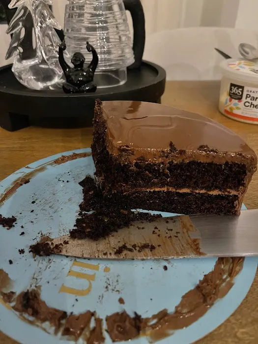 Layers Bakeshop Picture 9