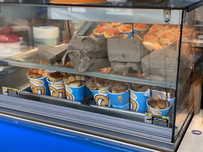 Auntie Anne's Picture 9