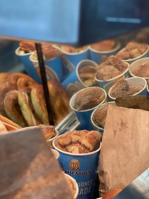 Auntie Anne's Picture 5