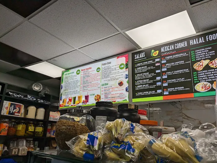 TRIBECA DELI GRILL Picture 1