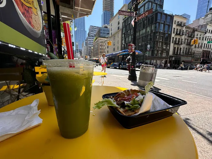 TRIBECA DELI GRILL Picture 6