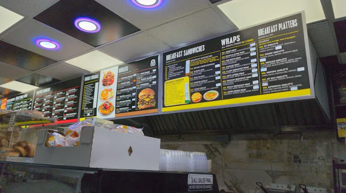 TRIBECA DELI GRILL Picture 7