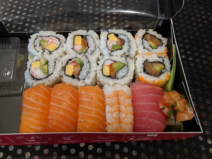 Wasabi Sushi & Bento Fulton Street Picture 7