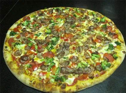 Little Italy Pizza Picture 2