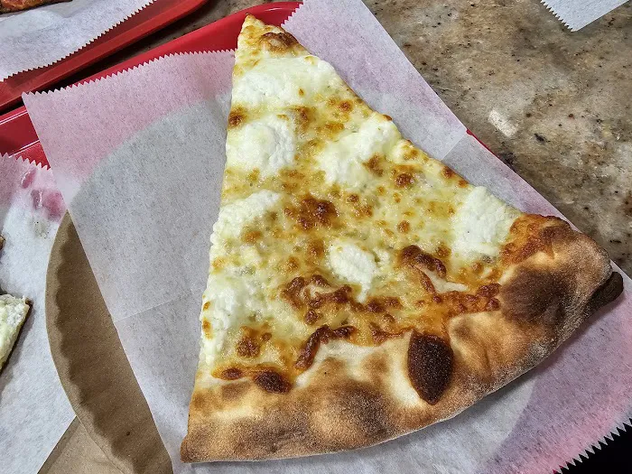Little Italy Pizza Picture 7