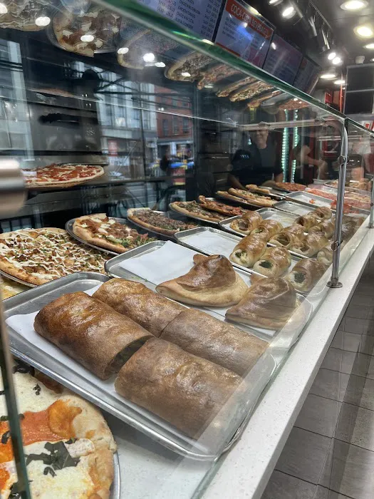Little Italy Pizza Picture 8