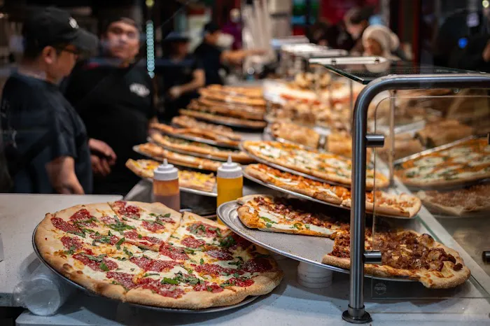 Little Italy Pizza Picture 10