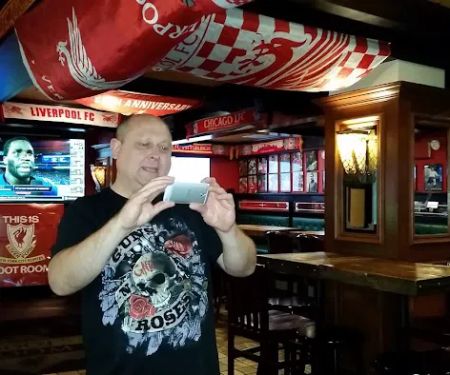 The Irish American Pub