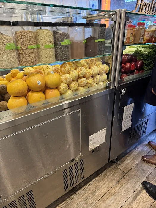 Healthy Green Juice Bar Picture 7