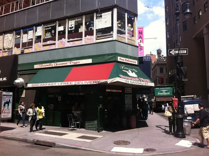 Friendly Gourmet Pizza Picture 9