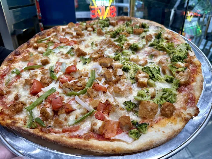 New York pizza and snacks Picture 4