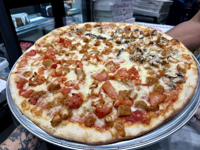New York pizza and snacks Picture 2