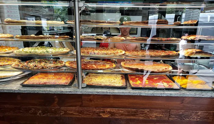 Justino's pizza Picture 10