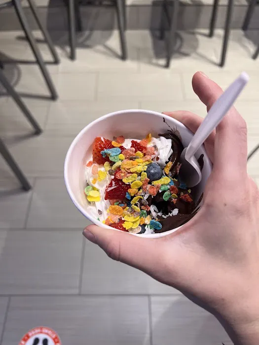 Red Mango Picture 7