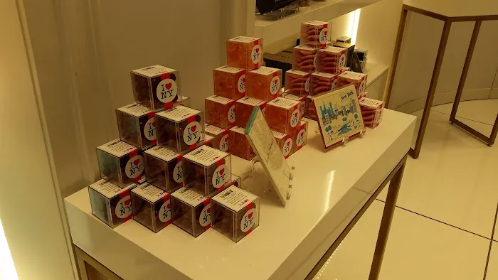 Sugarfina Picture 2
