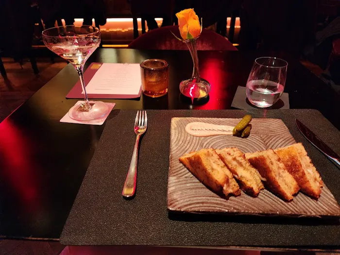 CUT by Wolfgang Puck Picture 3