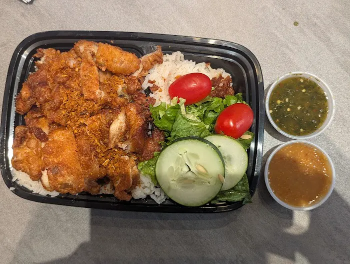 Gai Chicken & Rice Picture 5