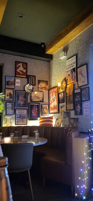 Serafina Tribeca Picture 1