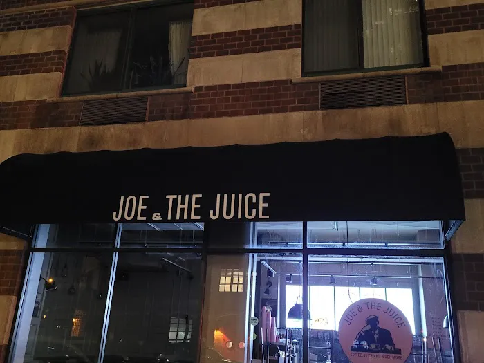 JOE & THE JUICE Picture 9