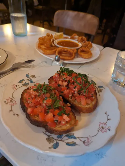 Max Restaurant Picture 7