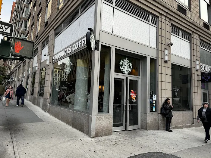 Starbucks Picture 6