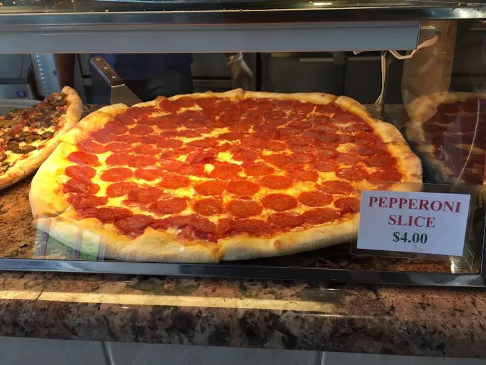 Luna Pizza Picture 3