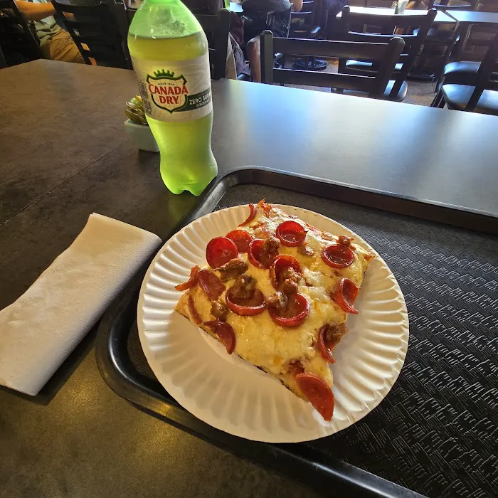Luna Pizza Picture 2