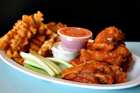 Atomic Wings Picture 3