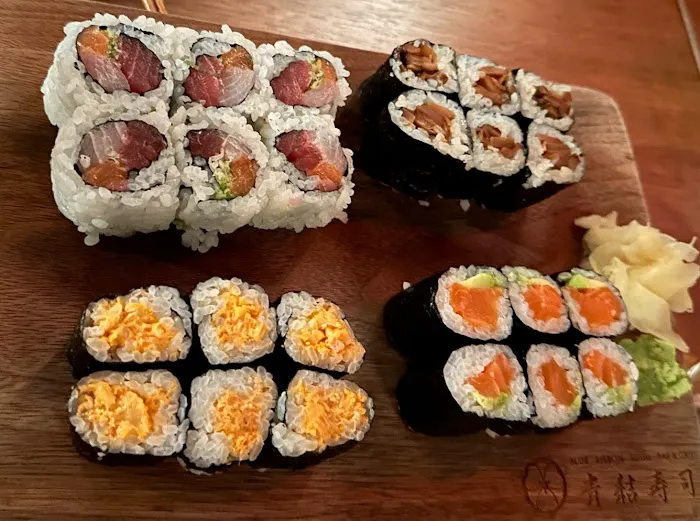Blue Ribbon Sushi Bar & Grill - Financial District Picture 10