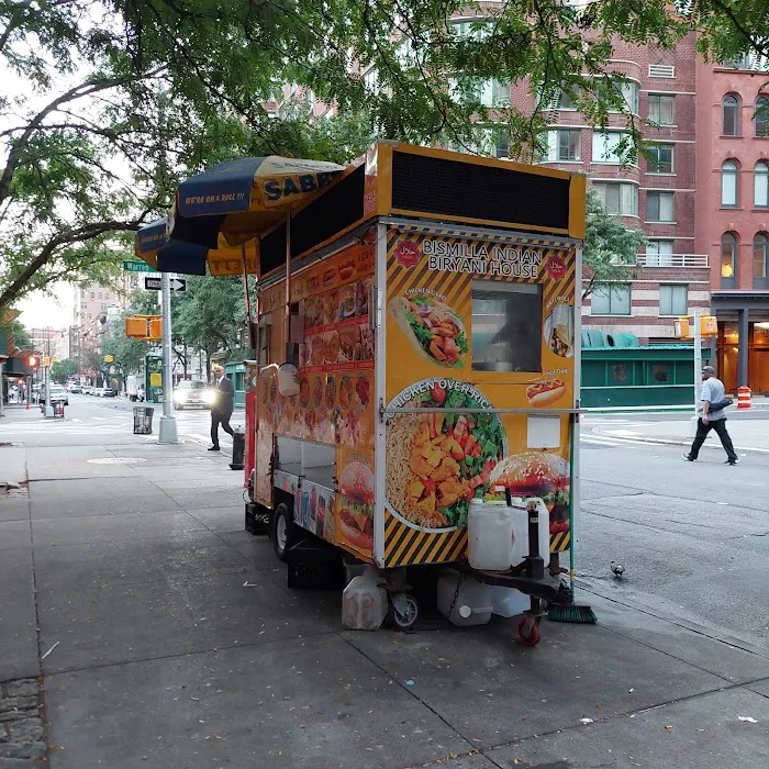 Halal Indian Food and Gyro Truck Picture 9