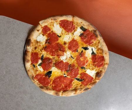 Normu2019s Pizza