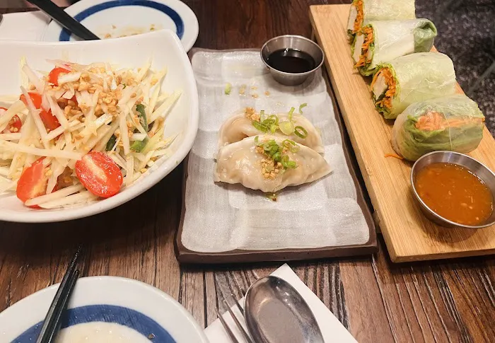 Imm Thai NYC Picture 6
