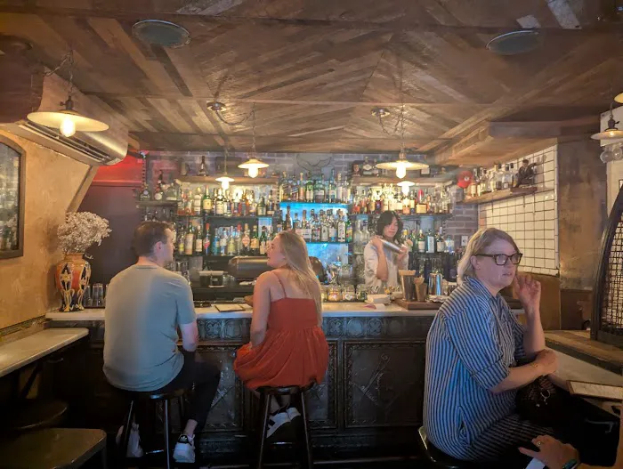 Tiny's & The Bar Upstairs Picture 6