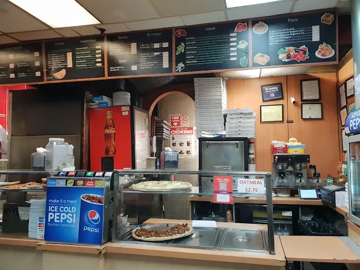 Majestic Pizza Picture 1