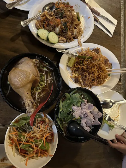 Aroy Dee Thai Kitchen Picture 2
