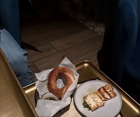 Zizi Wine Bar