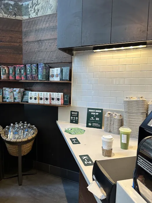 Starbucks Picture 5