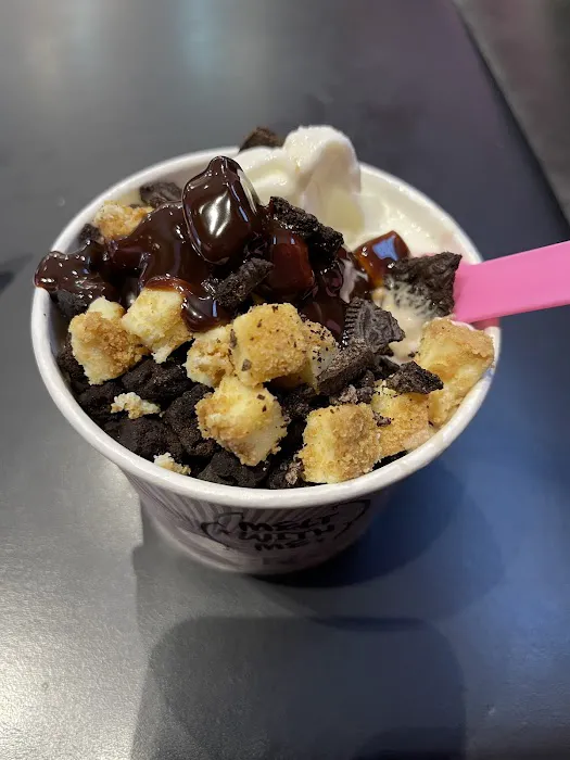 Downtown Yogurt Tribeca Picture 3