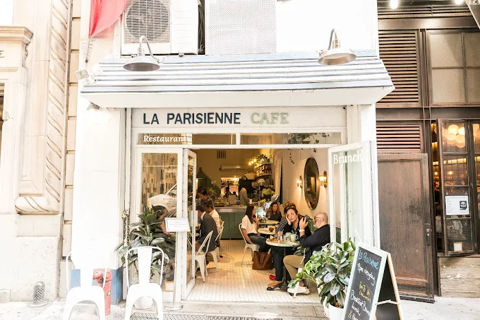 La Parisienne Picture 6