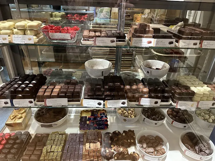 Leonidas Chocolate Picture 5