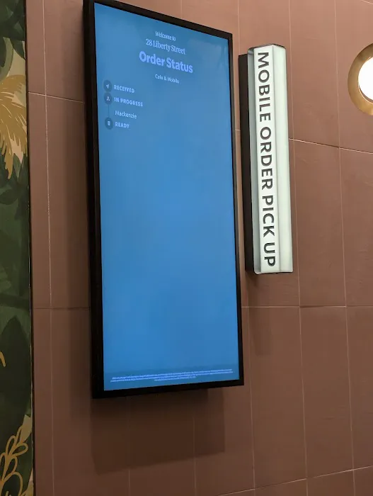 Starbucks Picture 2