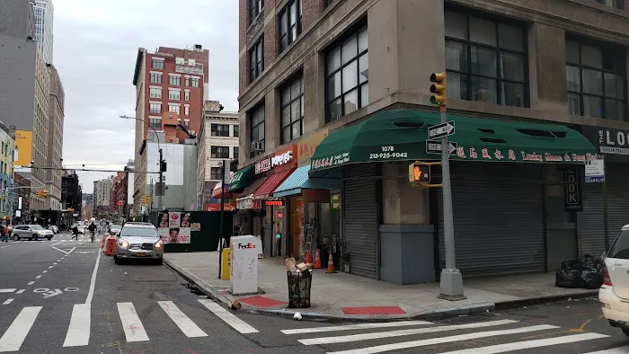 NY 99 Cents Pizza Picture 3