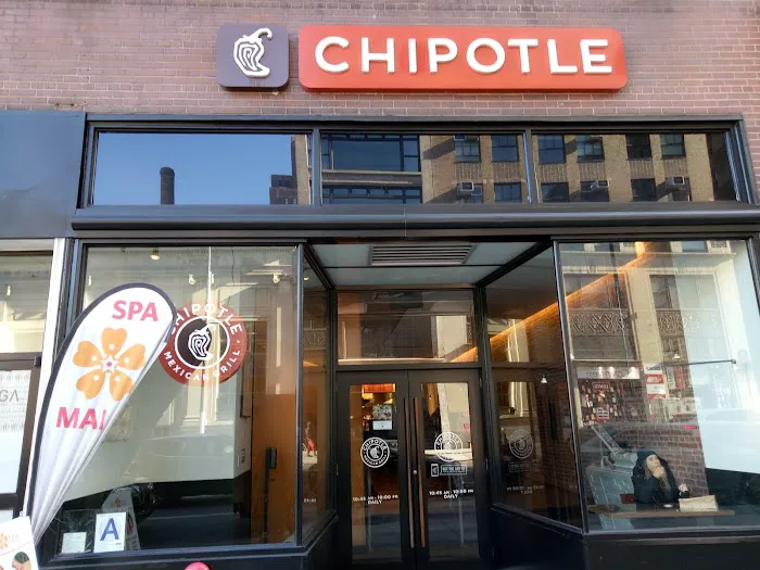 Chipotle Mexican Grill Picture 9
