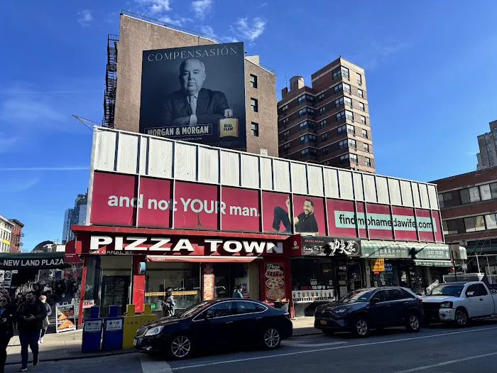 Pizzatown Picture 8