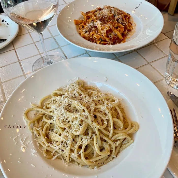 La Pizza & La Pasta Picture 2