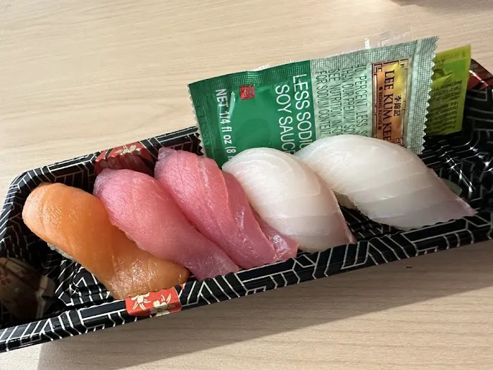 Shinjuku Japanese Deli Picture 4