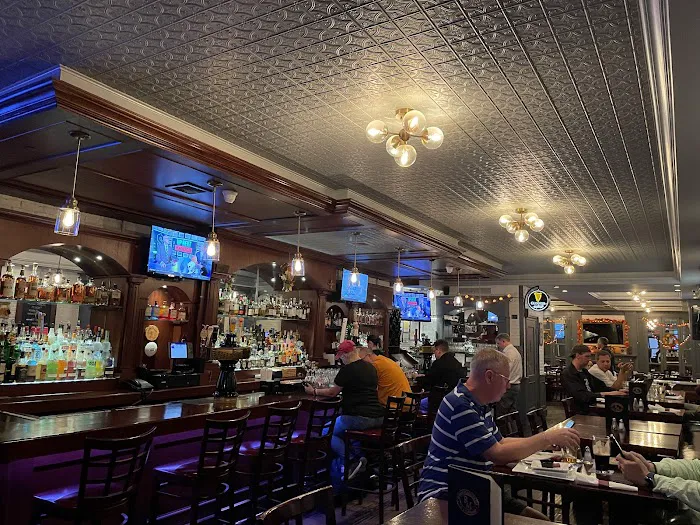 Ryan Maguire's Bar & Restaurant Picture 3